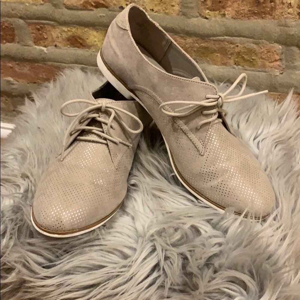 Kelly & Kate Gold Oxfords